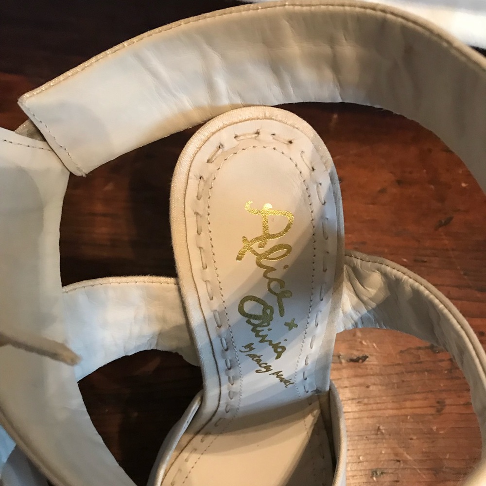 Heels - Picture 3 of 3